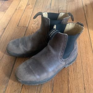 Blundstone Chelsea boots